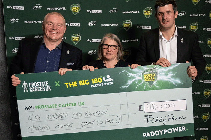 Paddy Power donatie aan Prostate Cancer UK Paddy Power donatie aan Prostate Cancer UK