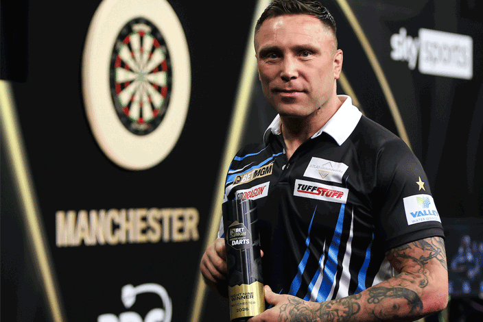 Gerwyn Price oppermachtig in Manchester, Gian van Veen bereikt finale na verhit duel met Littler