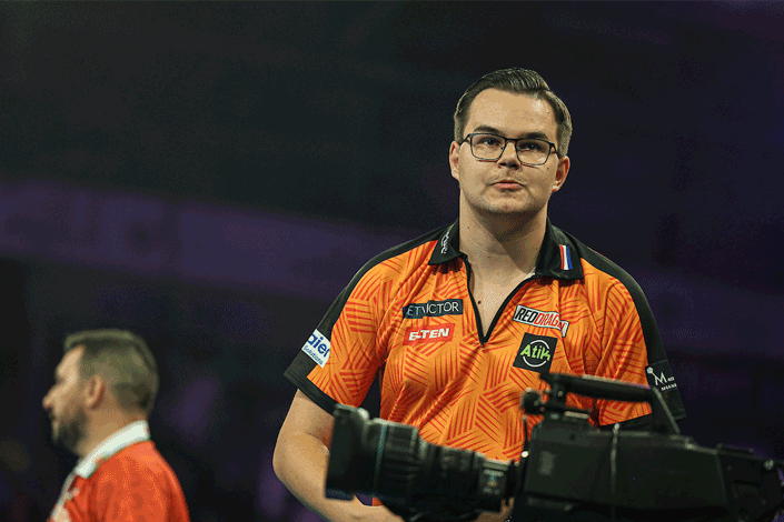 Gian van Veen of de World Cup of Darts